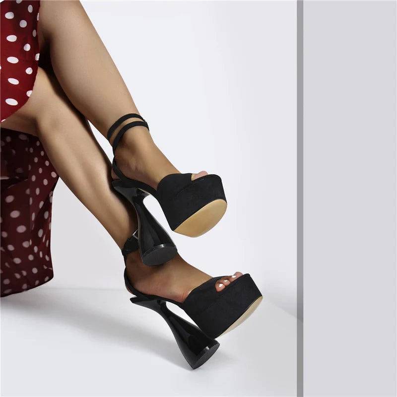 Manhattan - Tacones de bloque con tira al tobillo - foto 2